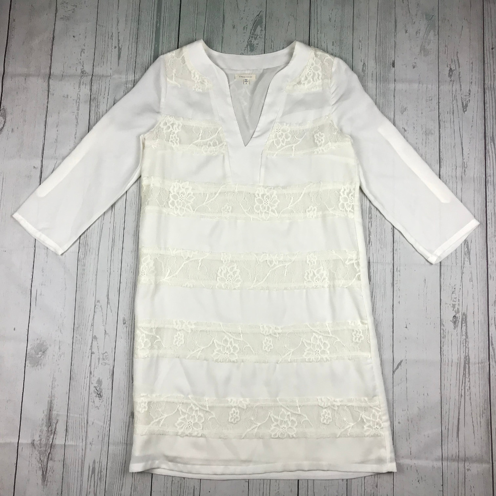 Under Skies womens S ivory cream vneck 3/4 sleeve floral lace shift dress